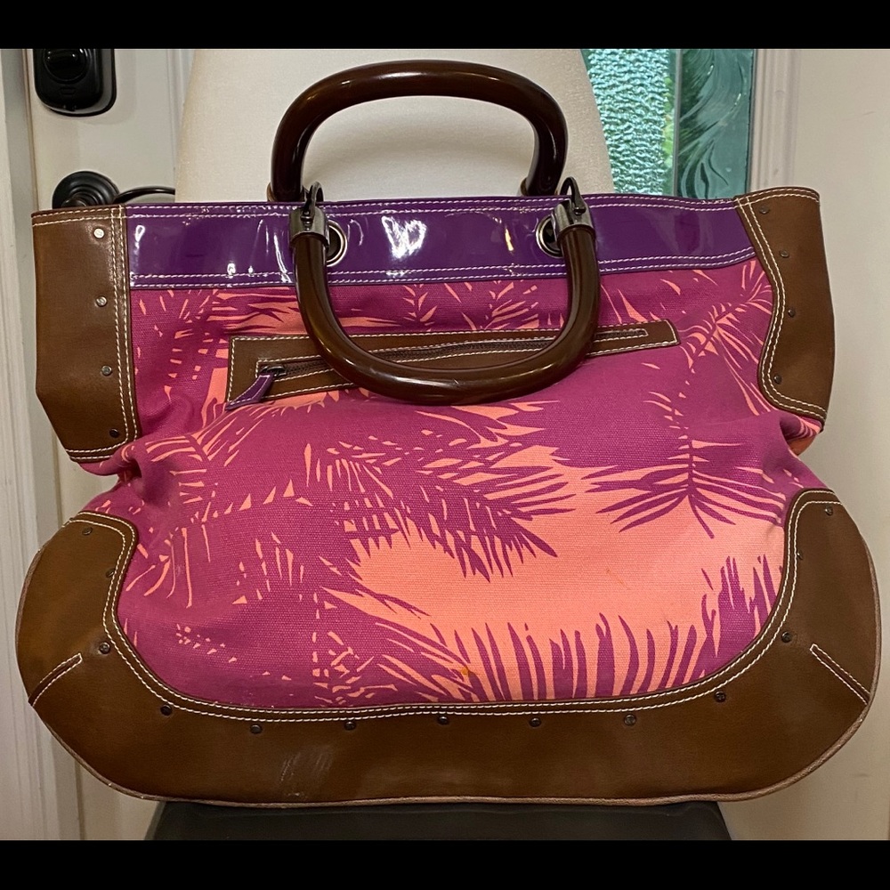 Tote bag